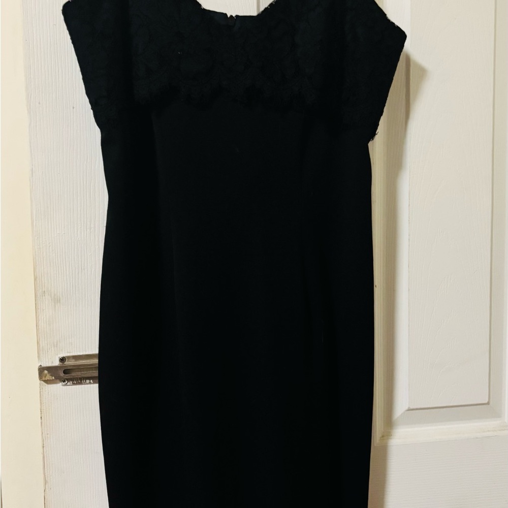Elegant Black Slip Dress w/lace flowers - Picture 7 of 7